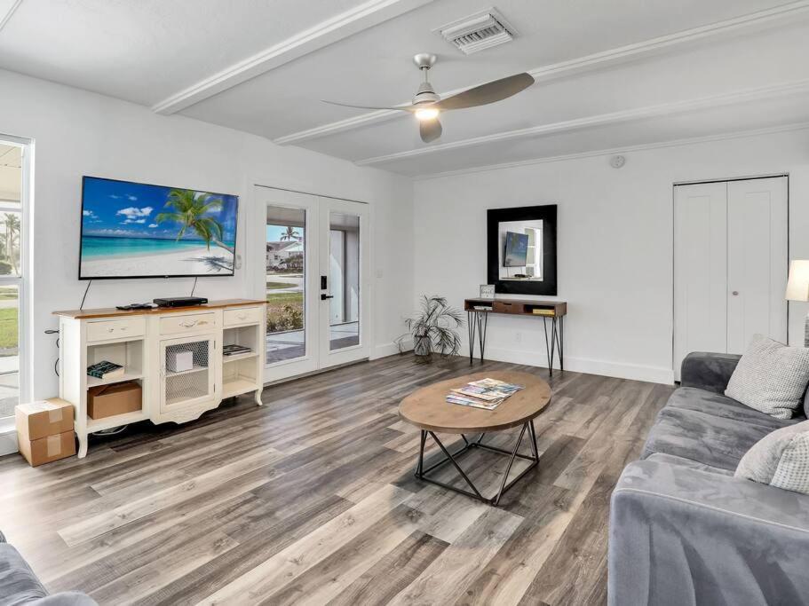 Elevated 1152 - Serene Family Friendly 4 Bed Pool Home Marco Island Kültér fotó